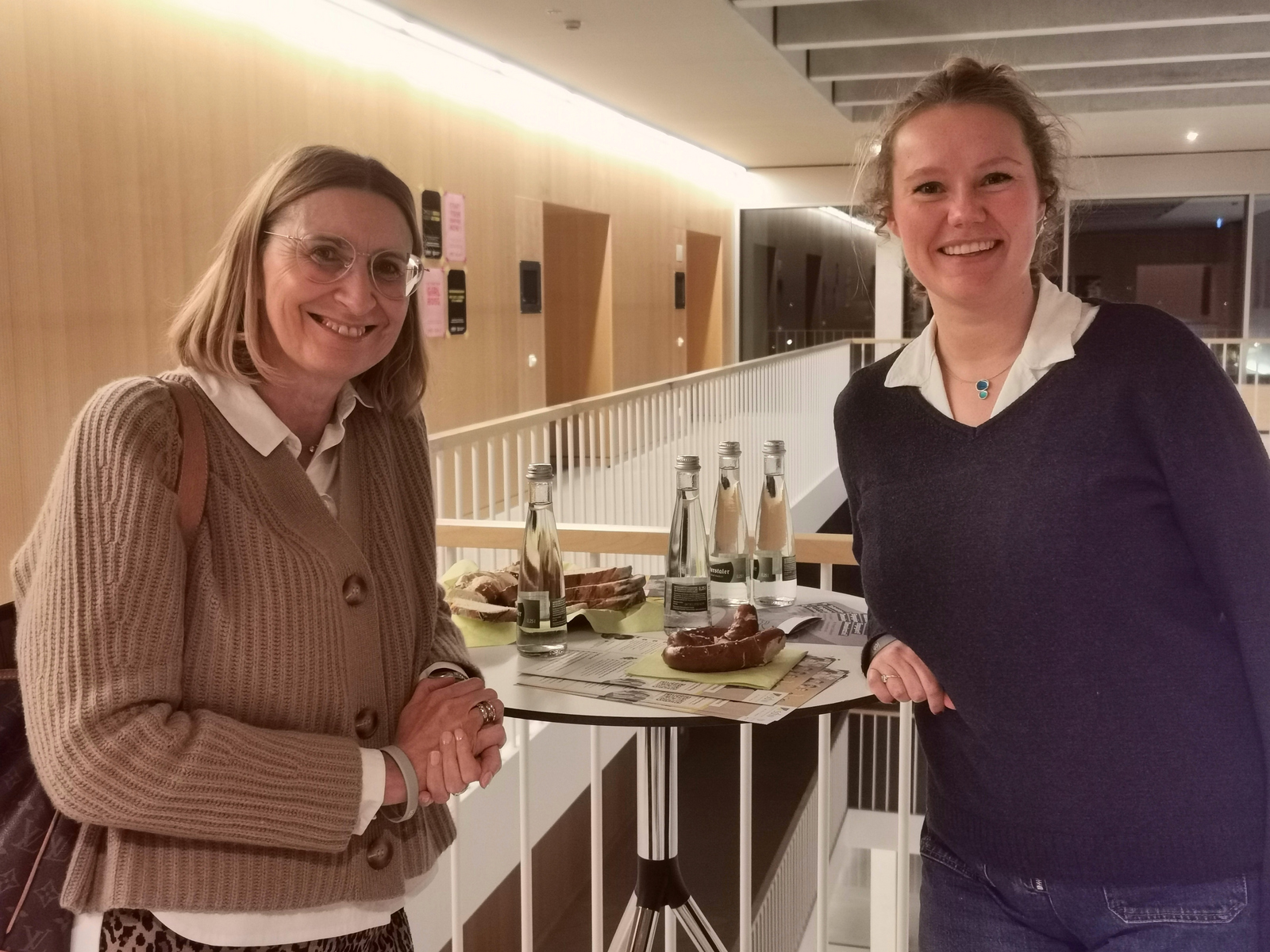 Mentorin und Mentee bei der Kickoff-Veranstaltung